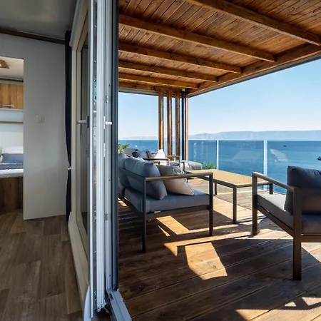 Seaside Deluxe Escape At Camping Guest house *