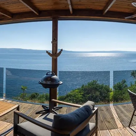 Seaside Deluxe Escape At Camping * Klenovica