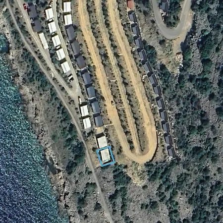 Seaside Deluxe Escape At Camping