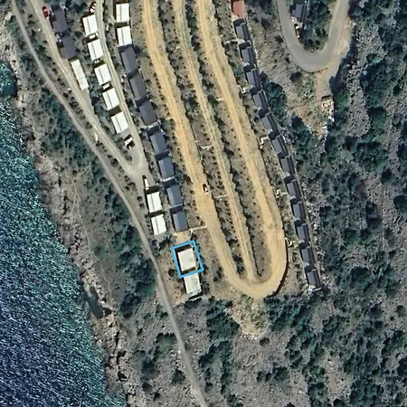 Seaside Deluxe Escape At Camping Klenovica