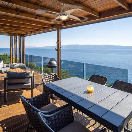 Seaside Deluxe Escape At Camping * Klenovica